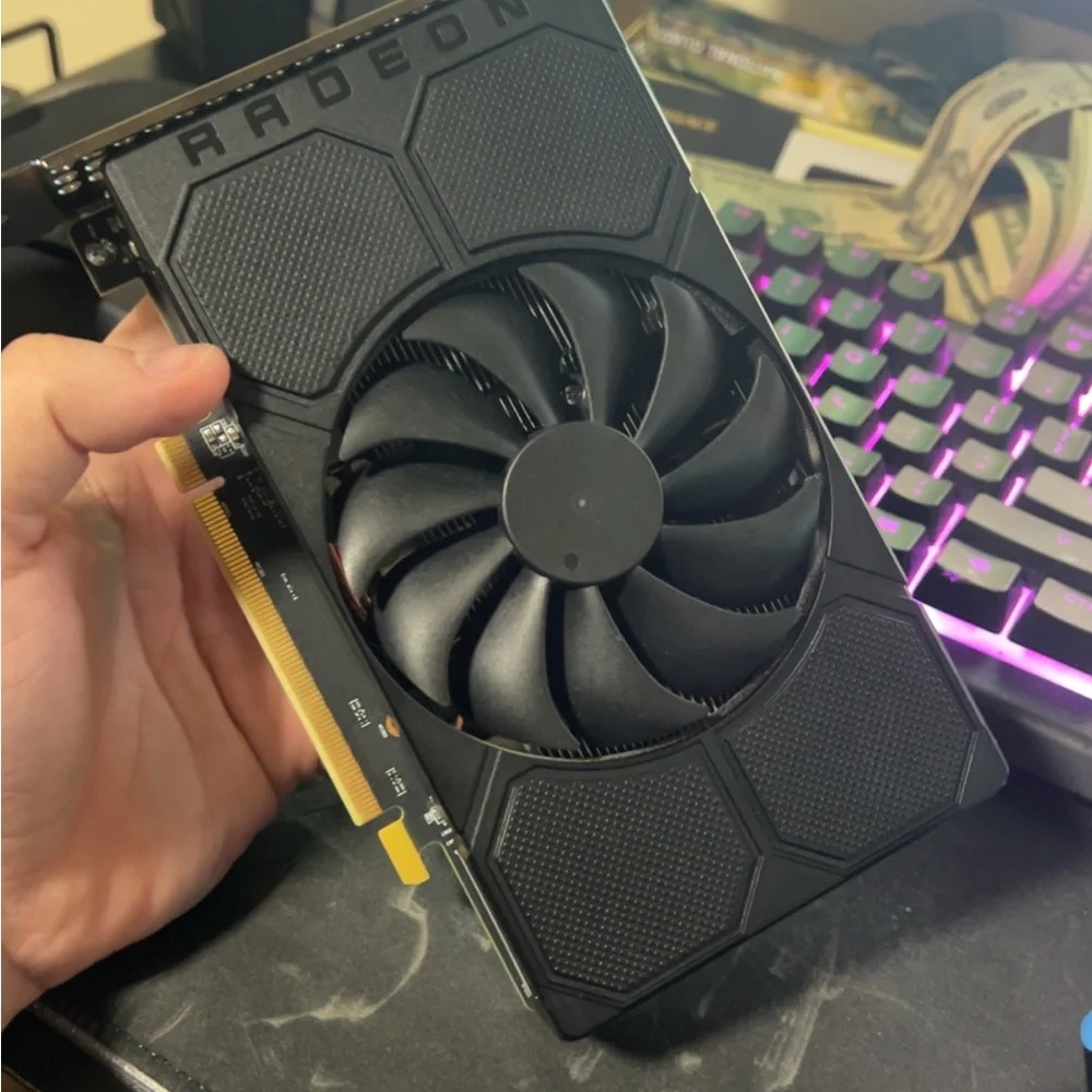AMD Radeon 5500 RX 4GB graphics card